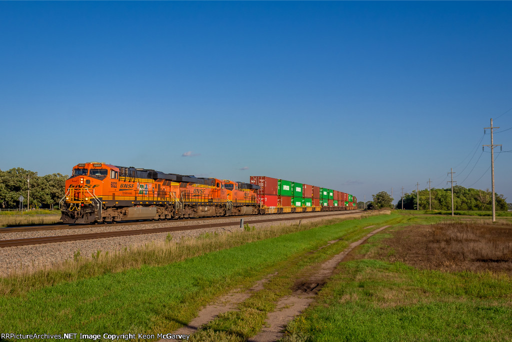 BNSF 6022 WEST